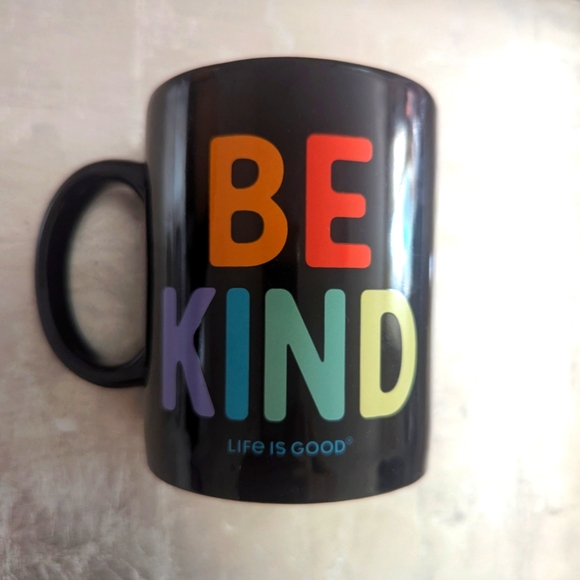🌈 Life Is Good Multicolor 'Be Kind' Black Mug Do What You Love - Picture 1 of 8